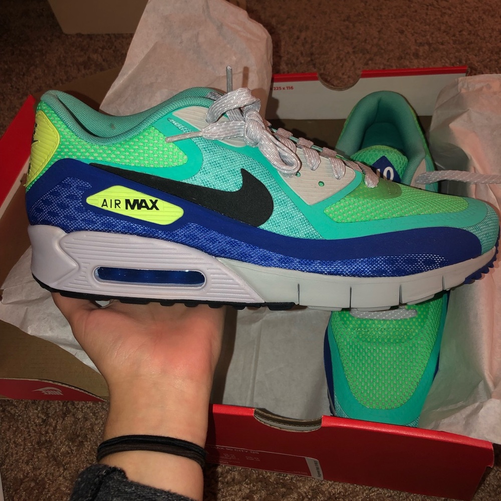Nike Air Max 90 City NWOT